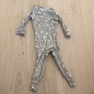 Günamüna Starry Beige Kids Footie Pajamas